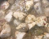 A picture of step 1 of Easy Chicken and Mushroom Pie.