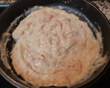 Foto del paso 2 de la receta: Sobres de gambas al ajillo con coulis de piquillos