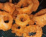 Foto langkah ke 6 dari resep Onion Ring Simple 🧅.