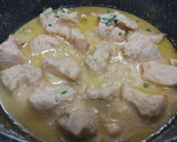 Foto del paso 5 de la receta: Pollo a la miel con avellanas