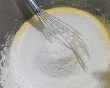 Foto langkah ke 3 dari resep 62/25. Cheese Chiffon Cake.