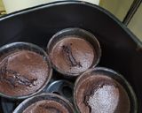 Foto langkah ke 5 dari resep Lava Cake Air Fryer.