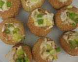 A picture of step 4 of Thai golgappe.