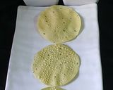 A picture of step 1 of Desi Masala Papad.