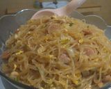 Foto langkah ke 4 dari resep Bihun Goreng Yummie.