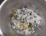 A picture of step 1 of Pakoda.