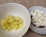 Foto del paso 2 de la receta Calabacines rellenos de tomatitos y queso fresco