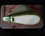 Une image de l'étape 1 de Courgettes blanches farcies, recette rapide.