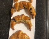 Foto del paso 8 de la receta: Croissant de hojaldre con chocolate