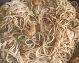 Foto del paso 9 de la receta: Tallarines chinos con gambas y cerdo