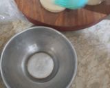 A picture of step 6 of Donuts bowl.