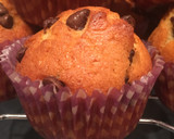 Foto del paso 5 de la receta: Magdalenas con pepitas de chocolate con o sin azúcar