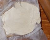 Foto del paso 2 de la receta: Medialunas de manteca