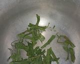 Foto langkah ke 2 dari resep Daun bawang kering (dry leek).
