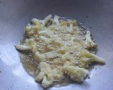 A picture of step 2 of Mix veg cauliflower with potato sabzi.