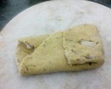 A picture of step 5 of Dal Parantha with 25g Paneen.