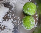 પાન કોકોનટ લડ્ડૂ(Paan coconut ladoo recipe in Gujarati) રેસીપી સ્ટેપ3ફોટો