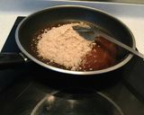 A picture of step 5 of Peanut sugar candy.