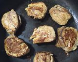 Foto del paso 4 de la receta: Lomo de res en salsa de vino y mora