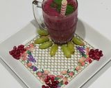 A picture of step 5 of Green grapes and pomegranate juice.