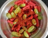 લીલી દ્રાક્ષ અને ગાજરનું અથાણું (Green Grapes Carrot Athanu Recipe In Gujarati) રેસીપી સ્ટેપ3ફોટો