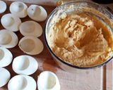 Újévi kismalac - kaszinótojás recept fázis 3 fotója