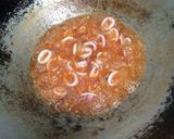 Foto langkah ke 4 dari resep Cumi Asam Manis Pedas.