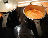 Foto del paso 6 de la receta: Sopa de marisco con rape y langostinos