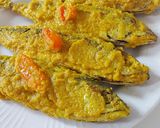 Foto langkah ke 5 dari resep Ikan Kembung Bumbu Kuning.