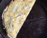 Foto del paso 2 de la receta: Omelette caprese 😁