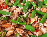Foto langkah ke 4 dari resep Kepiting Pedas Saos Tiram.