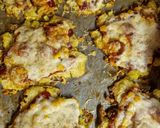 Gyors krumplis pizza ízlés szerint recept fázis 1 fotója