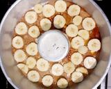 Foto del paso 3 de la receta: Torta invertida de banana 😋🍌