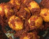 รูปขั้นตอนการทำที่ 4 ของ Indonesia Chilli eggs (ไข่ต้มผัดน้ำพริกของอินโดนีเซีย)