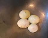 A picture of step 4 of Egg Methi Matar Malai.
