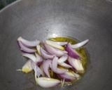 A picture of step 3 of Bhindi anardana.