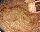 Csokitorta sütés nélkül recept fázis 2 fotója