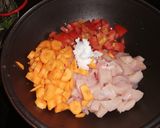 Une image de l'étape 2 de Nems au poulet 🐔 XL.