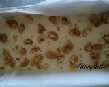 A picture of step 3 of Pineapple-Walnut Slice Cake.