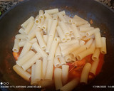 Foto del paso 5 de la receta: Pasta elicoidal en salsa de pomodoro y gambas