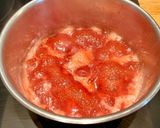 Une image de l'étape 3 de Pannacotta au coulis de fraises.