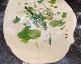होममेड मटर कुलचा(homemade matar kulcha recipe in hindi) रेसिपी चरण 9 फोटो