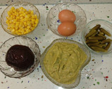 Foto del paso 1 de la receta: Aguacates rellenos de ensalada de remolacha y guacamole