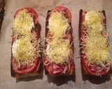 Une image de l'étape 3 de Tartines tomates Coppa mozzarella.