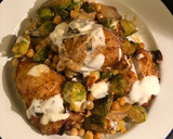 A picture of step 7 of Curried chicken, sprouts and chickpeas with honey lemon yogurt.