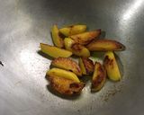 A picture of step 5 of Creamy Prawn Curry.