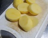 Foto del paso 1 de la receta: Papas fritas a la manteca con champiñones