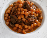 Foto del paso 8 de la receta: Garbanzos estofados con champiñones