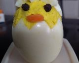 A picture of step 6 of Deviled Egg Chicks.