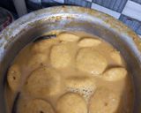 A picture of step 6 of Chole with dhokla.